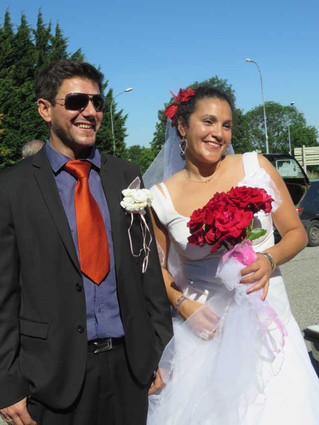 10-208-2017-06-10-les-mariés.jpg original 2017:06:10 07:35:06 3000 × 4000 px