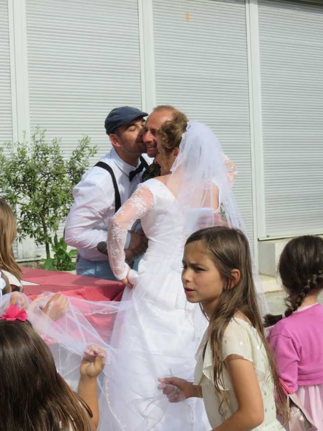 05-2018-06-09-vrai-faux-mariage-(23).jpg original 2018:06:09 18:00:47 3000 × 4000 px