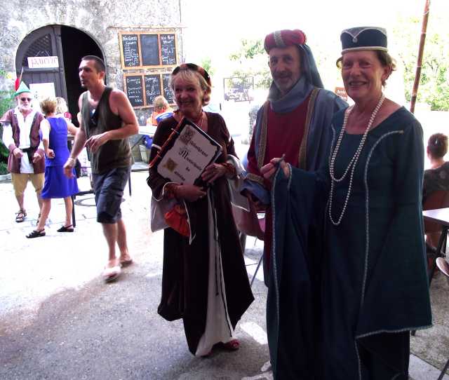 14-2018-08-04-médiévales-(8).jpg original 2010:05:12 16:18:45 1900 × 1608 px